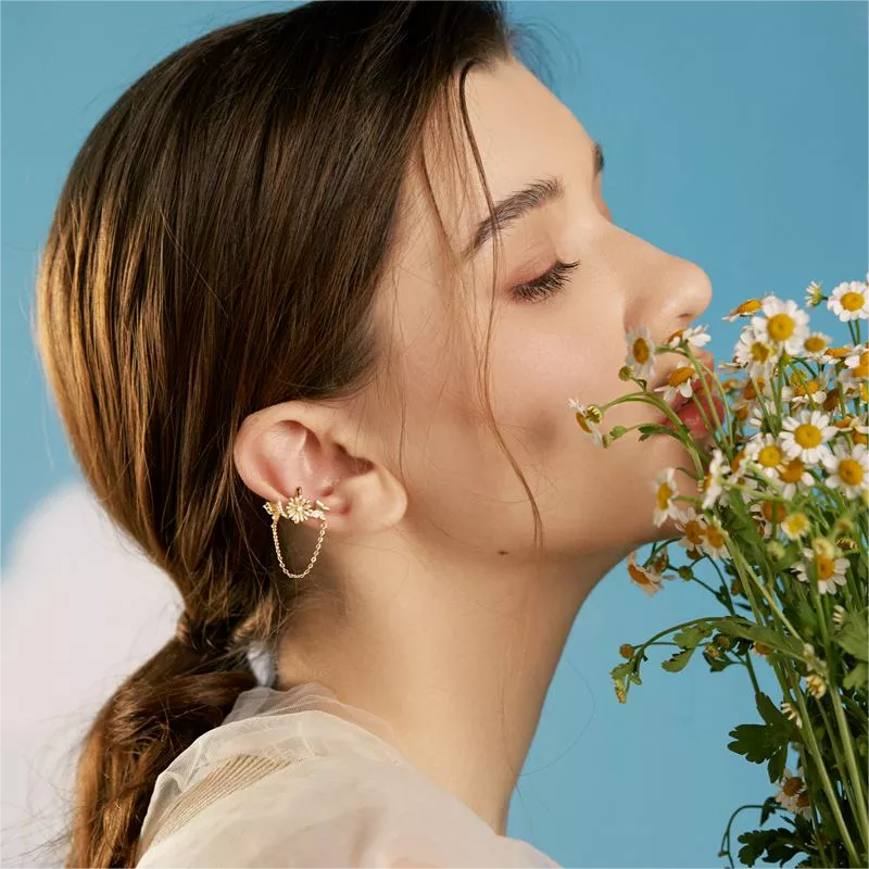 Exploring the Diverse World of Earrings: A Guide to Types and Styles