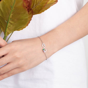 Pulsera de cadena con dos piedras de nacimiento y corazón personalizado