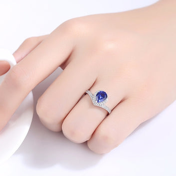Luxury Teardrop Shape Blue Sapphire Gemstone Ring