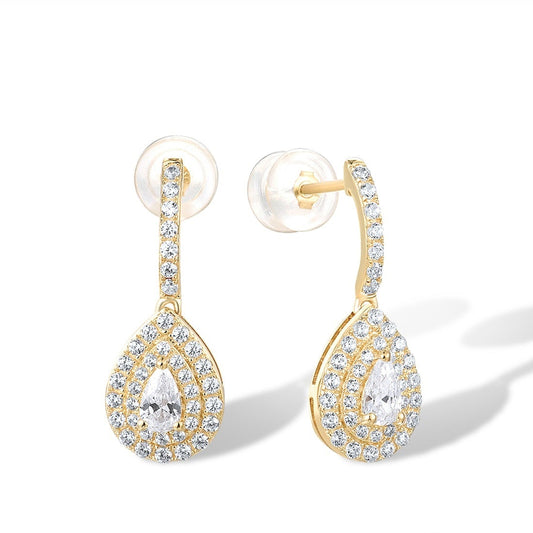 Pendientes de oro amarillo 9K 375 con circonitas blancas y brillantes en forma de pera