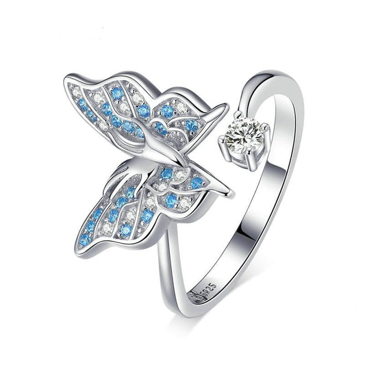 Anillo ajustable abierto con mariposa voladora en plata de ley